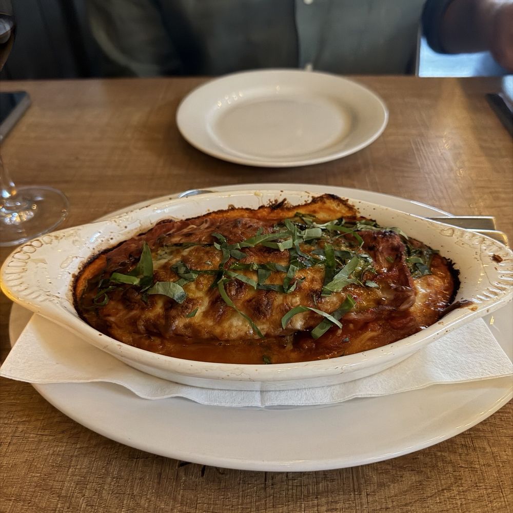 Stella - Gianna's Eggplant Parmigiana (VG) - Italian Near Me - Burlingame, California Stella - Gianna's Eggplant Parmigiana (VG) - Italian Near Me - Burlingame, California