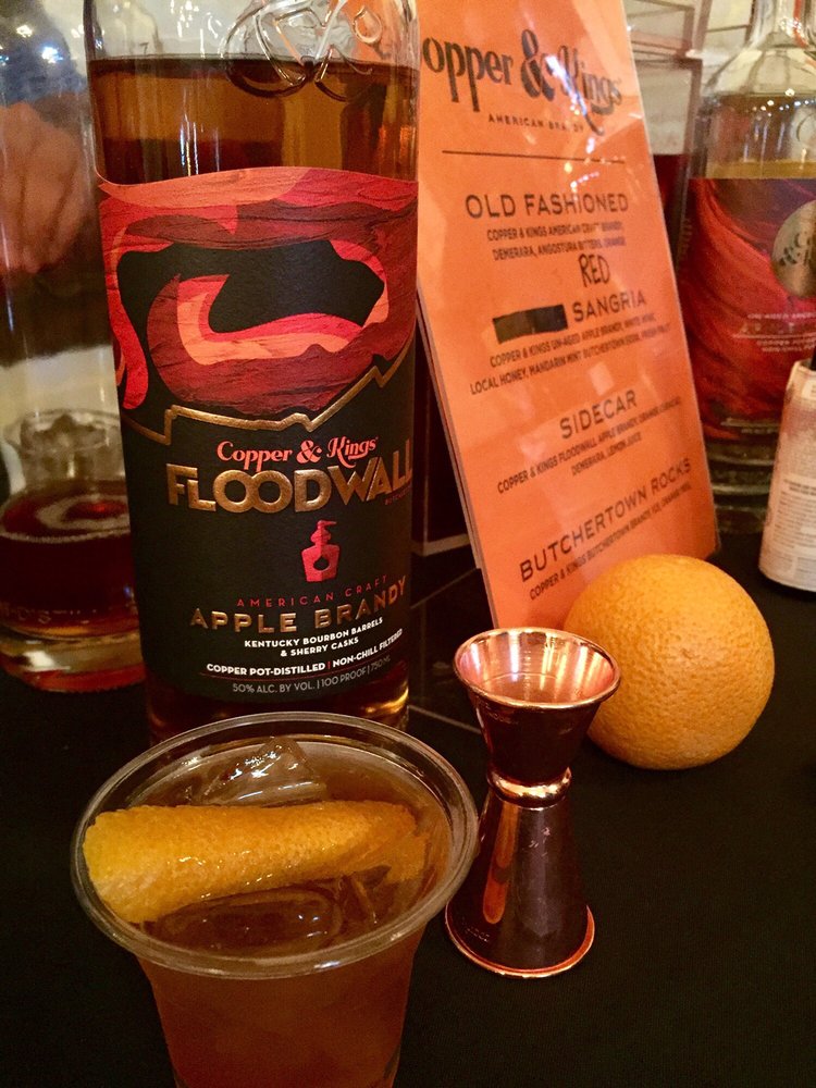 The Bourbon Mixer Logo
