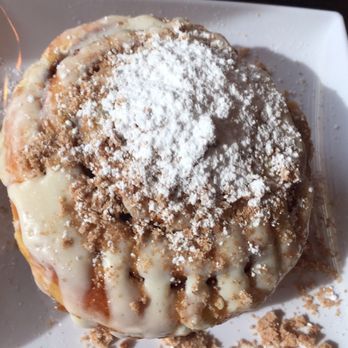 Canopy Road Cafe - Cinnamon roll - American Near Me - Jacksonville, Florida