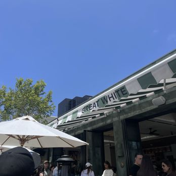 Great White - Outside - New American Near Me - Los Angeles, California