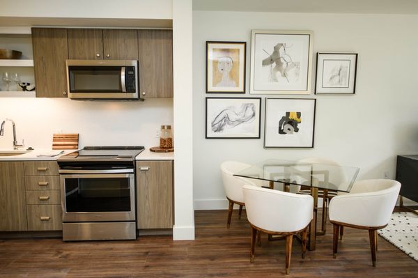 The George Besaw by null