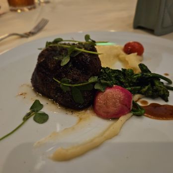 Potente - Filet mignon - Italian Near Me - Houston, Texas