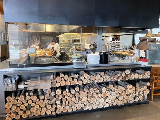 Cowiche Canyon Kitchen & Ice House Bar by null