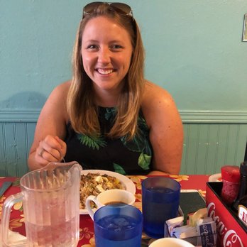 808 Grindz Cafe - Cafes Near Me - Lahaina, Hawaii