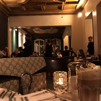 Schwarzes Café - Breakfast & Brunch Near Me - Berlin, BE