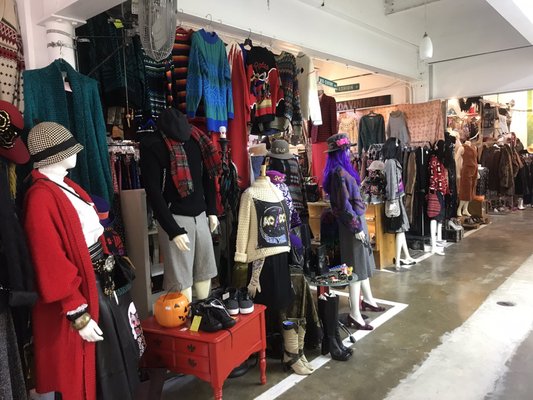 Lula B's Oak Cliff Vintage Shop by null