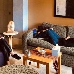 Krista Kathleen Life Coaching & Hypnotherapy - An in-person hypnotherapy session