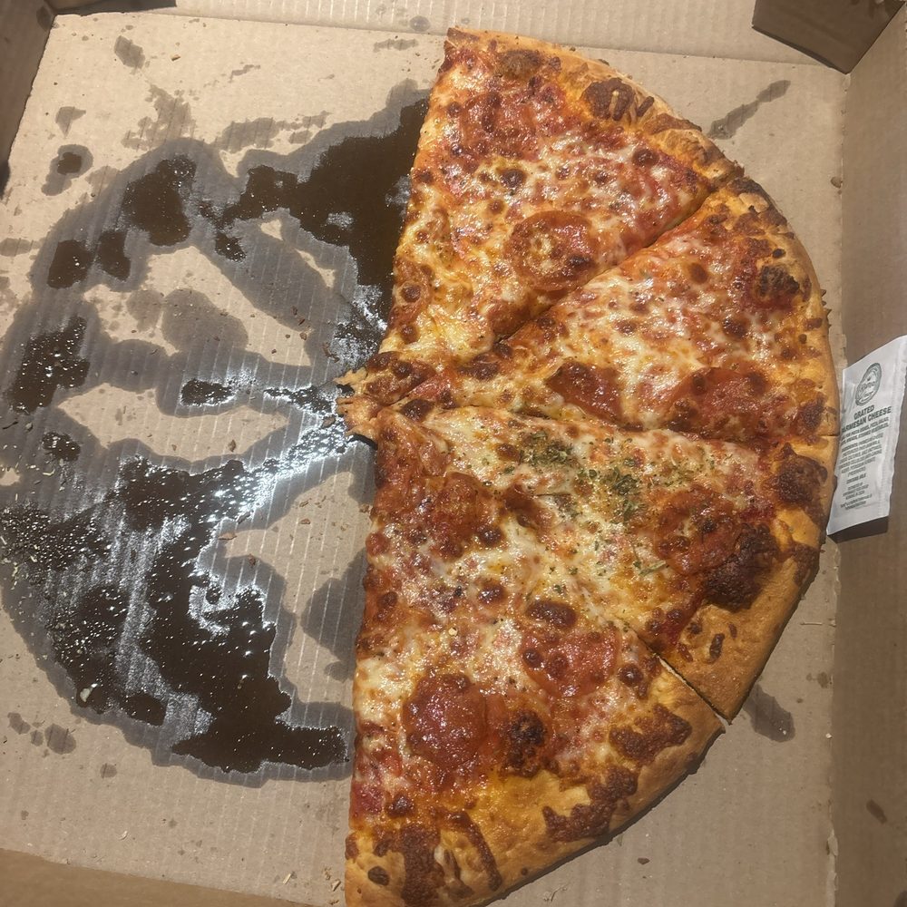 Pepperoni pizza Pepperoni pizza