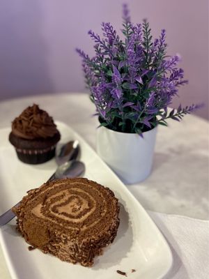 Lavender 'n Cream by null