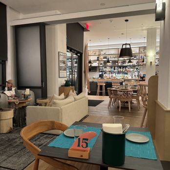 Canteen - a dining room with a table and chairs - Wine Bars Near Me - Menlo Park, California