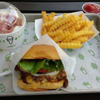 Shake Shack Century City Mall - 2nd Floor - Fast Food Near Me - Los Angeles, California Shake Shack Century City Mall - 2nd Floor - Fast Food Near Me - Los Angeles, California
