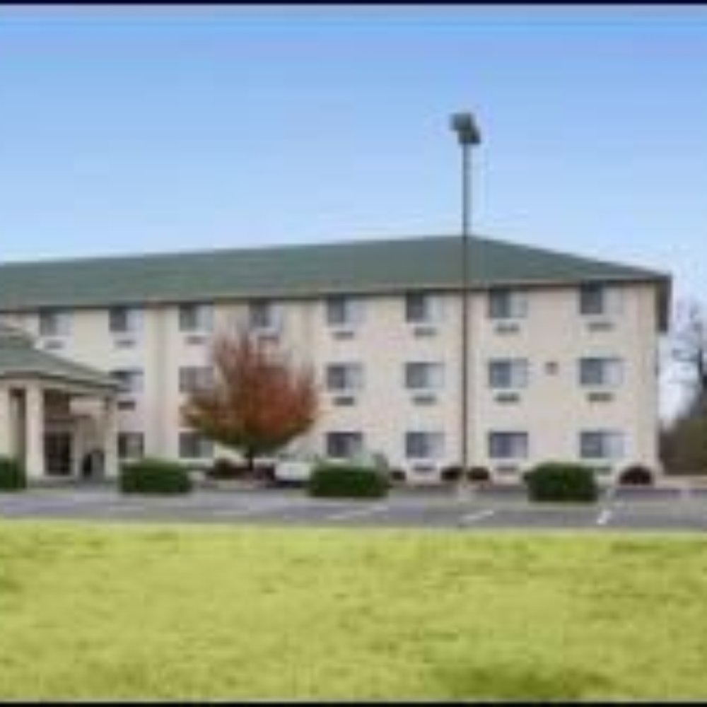 Best Western Big Spring Lodge - Front - Hotels Near Me - Neosho, Missouri Best Western Big Spring Lodge - Front - Hotels Near Me - Neosho, Missouri