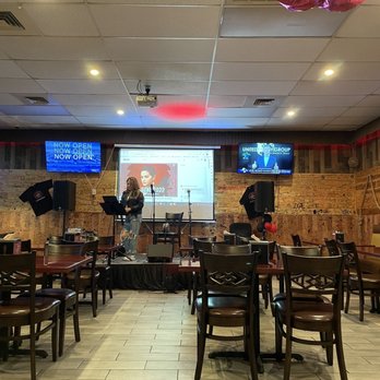 The Yummy Crab - Cute performing stage for karaoke - Seafood Near Me - Las Vegas, Nevada The Yummy Crab - Cute performing stage for karaoke - Seafood Near Me - Las Vegas, Nevada