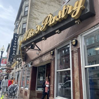 Mike's Pastry - Bakeries Near Me - Boston, Massachusetts