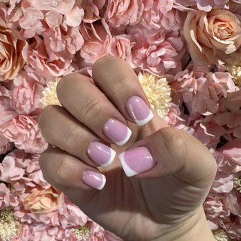 Art Nails - Solar American French tip - Nail Salons Near Me - Norman, Oklahoma Art Nails - Solar American French tip - Nail Salons Near Me - Norman, Oklahoma