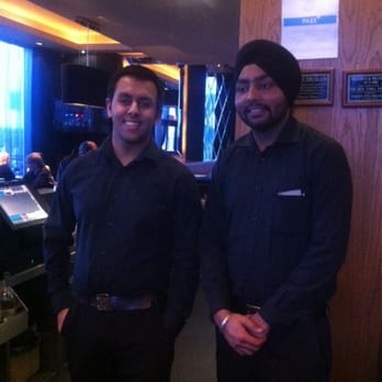Zyka - Manbir Singh behind the bar, great service great atmosphere - Indian Near Me - Newton Mearns, GLG