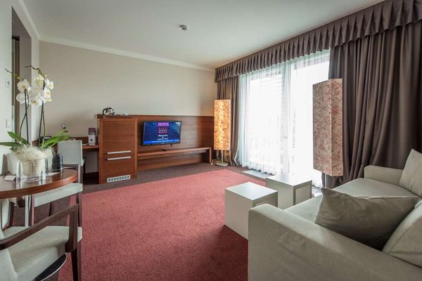 Aqualux Hotel Spa Suite & Bardolino by null