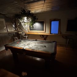Robinwood Inn - Pool hall