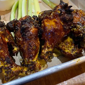 Hoodoo Brown BBQ - Gold Rush wings - Barbeque Near Me - Ridgefield, Connecticut
