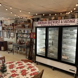 Kreger's Brat and Sausage Haus - Interior