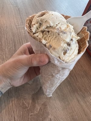 Golly G's Ice Cream by null