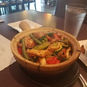 Pho Sonoma - Clay pot special - Vietnamese Near Me - Petaluma, California Pho Sonoma - Clay pot special - Vietnamese Near Me - Petaluma, California
