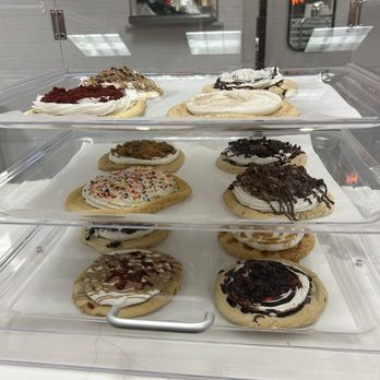 The Peach Cobbler Factory - Cookies - Desserts Near Me - Independence, Ohio