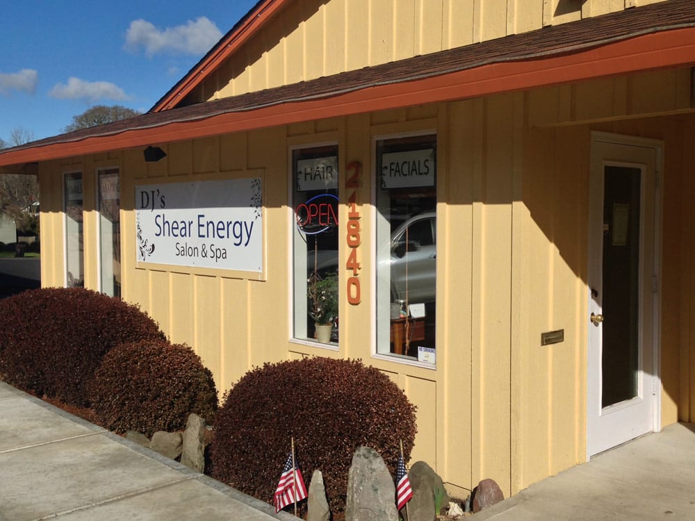 DJ’S SHEAR ENERGY SALON & SPA Updated September 2024 14 Photos