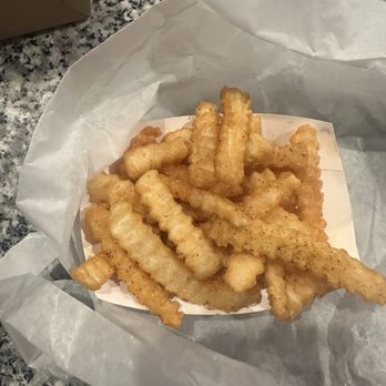 Wing It On - Crinkle-Cut Fries - Chicken Wings Near Me - Mount Dora, Florida Wing It On - Crinkle-Cut Fries - Chicken Wings Near Me - Mount Dora, Florida