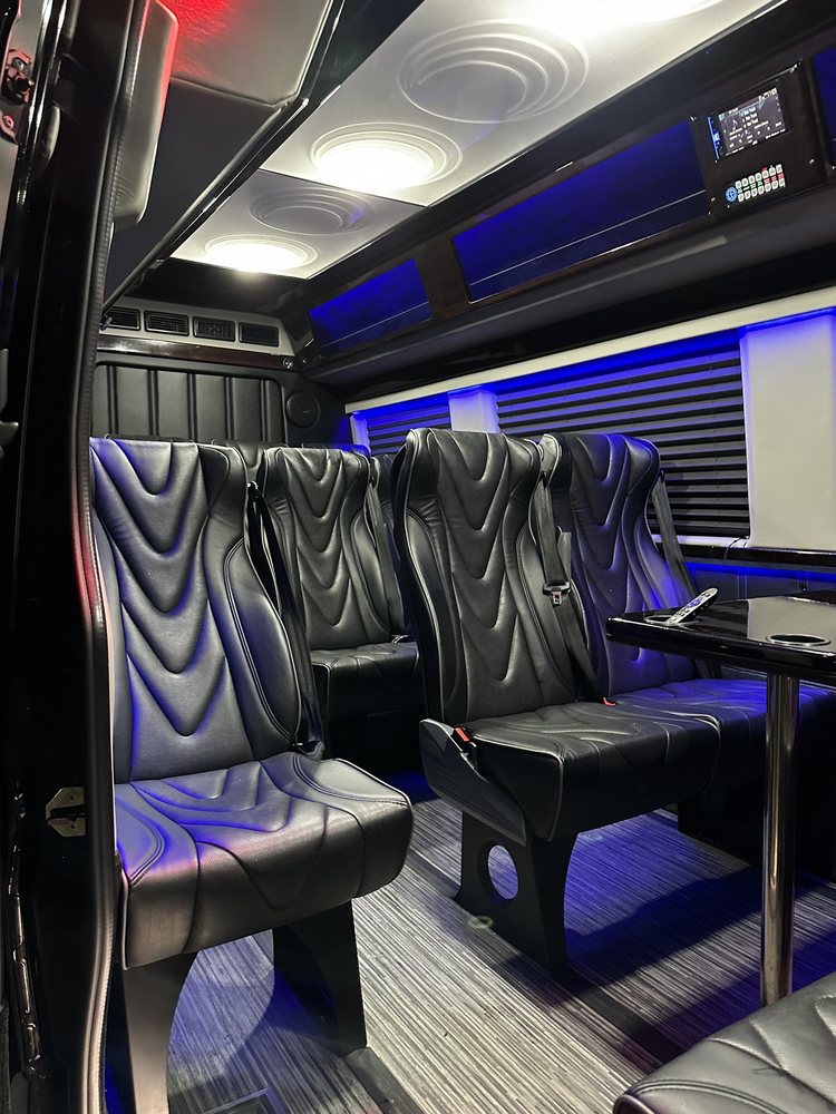 ATL LIMOUSINE Updated September 2024 18 Photos & 16
