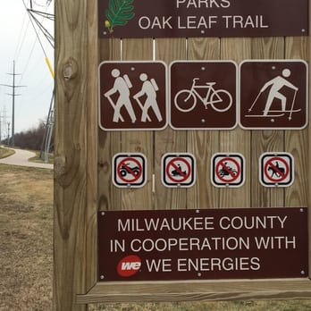 Oak Leaf Trail - Parks Near Me