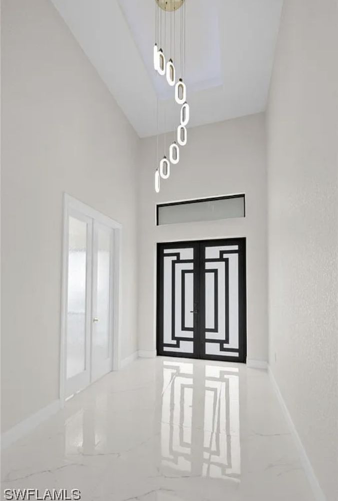 ELIZABETH SILVA ESQUIRE REAL ESTATE SERVICES Updated August 2024