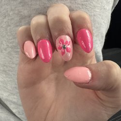 Bee Nails & Spa - Hair, bubbles
