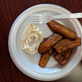 Pupuseria Mi Tierra - Platanos con crema. Plantains with cream sauce. - Latin American Near Me - Doraville, Georgia Pupuseria Mi Tierra - Platanos con crema. Plantains with cream sauce. - Latin American Near Me - Doraville, Georgia