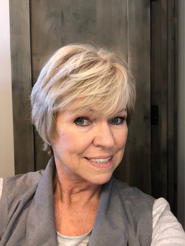 WILD HORSES SALON Updated July 2024 24 Photos & 13 Reviews 733