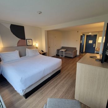 Spark by Hilton Winchester - Hotels Near Me - Winchester, Virginia
