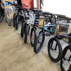 Eddy's Bike Shop - Bmx bikes