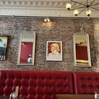 Wild Pear - Indoor decor - Cafes Near Me - Salem, Oregon