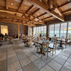 Urth Caffé - South Bay - Interior