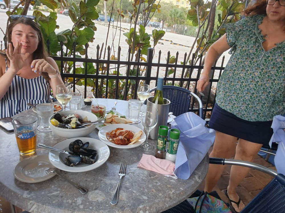 Claytons Siesta Grille