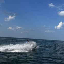 Jet ski