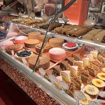 Sant Ambroeus Madison - Bakery case - Italian Near Me - New York, New York Sant Ambroeus Madison - Bakery case - Italian Near Me - New York, New York