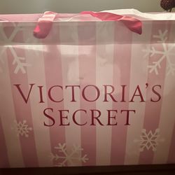 Victoria's Secret & PINK