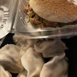 Frozen Pork Dumplings / 冷冻猪肉水饺