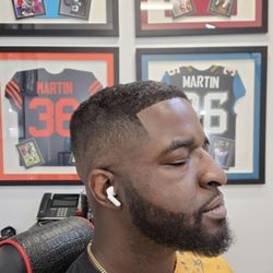 Superb Grooming Studio Barbershop