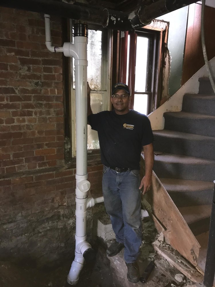 Slide of Gold Crown Plumbing, Heating and Drain Service