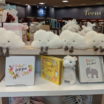 Indigo - Clouds! - Bookstores Near Me - Ottawa, Ontario
