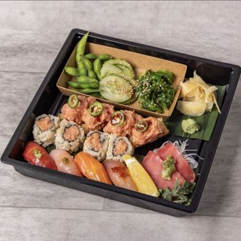 Kumo Kitchen - The Kumo Set is a beautifully arranged Japanese bento featuring spicy tuna rolls, classic maki, and fresh nigiri with tuna and salmon. - Japanese Near Me - Los Angeles, California