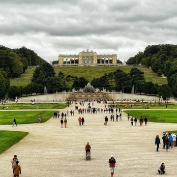 Schloss Schönbrunn - Landmarks & Historical Buildings Near Me - Vienna, 9