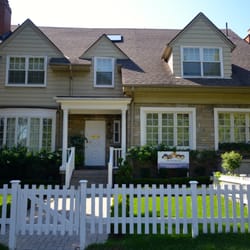 Little Tots' Manor - 211 Belsize Drive Infant to Preschool Age